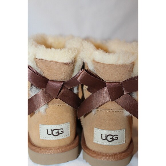 UGG GIRL'S MINI BAILEY BOW SUEDE SHEARLING LINED BOOTS CHESTNUT SZ 13 NIB - Picture 5 of 6